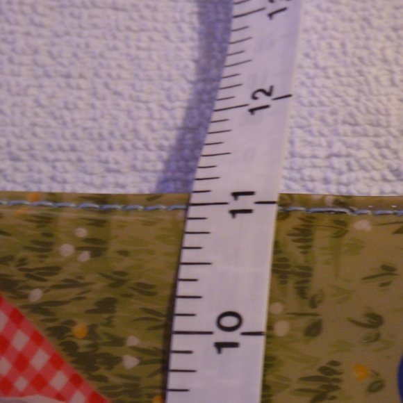 Harrods Seaside Picnic Vinyl Tote - Picture 5 of 8